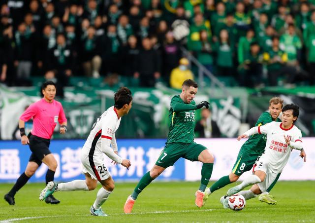 华体会官方网站-工体首演平局魔咒难破 国安蓉城皆不满意比赛结果